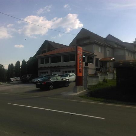 Karavan 123 Raška 外观 照片