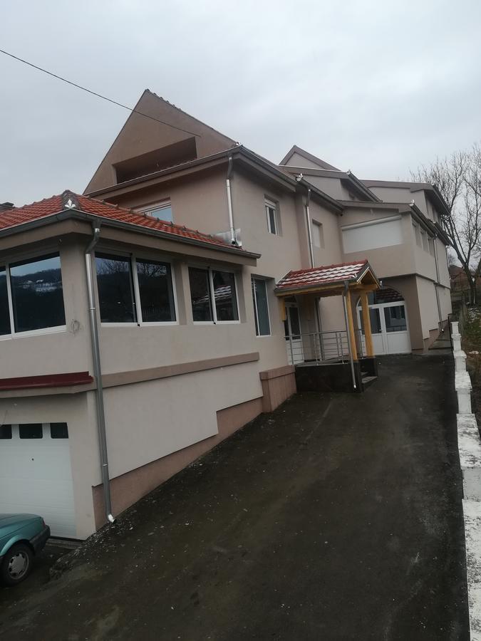 Karavan 123 Raška 外观 照片
